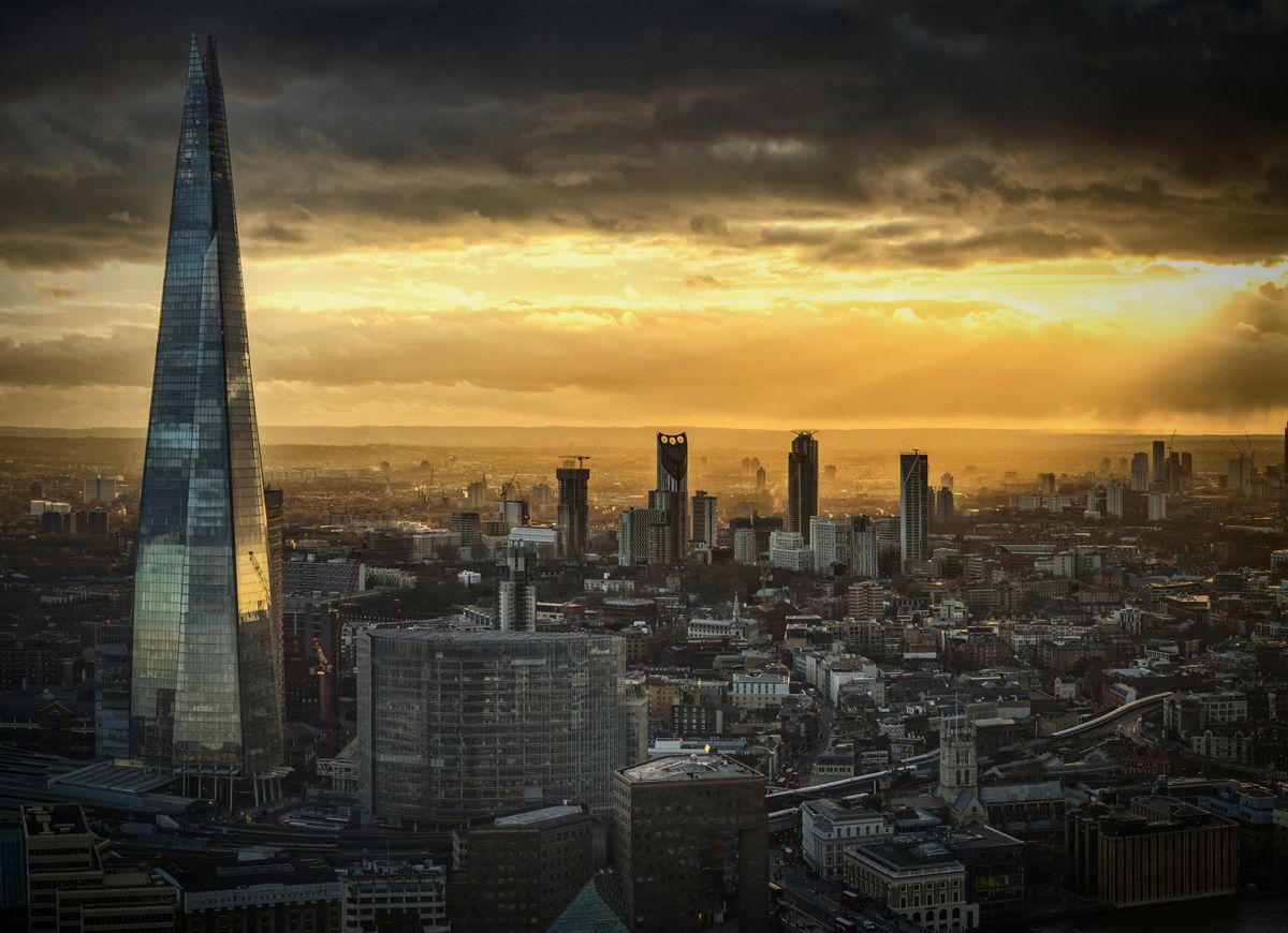 Vue panoramique sur Londres depuis The Shard avec la Tamise et les ponts en contrebas